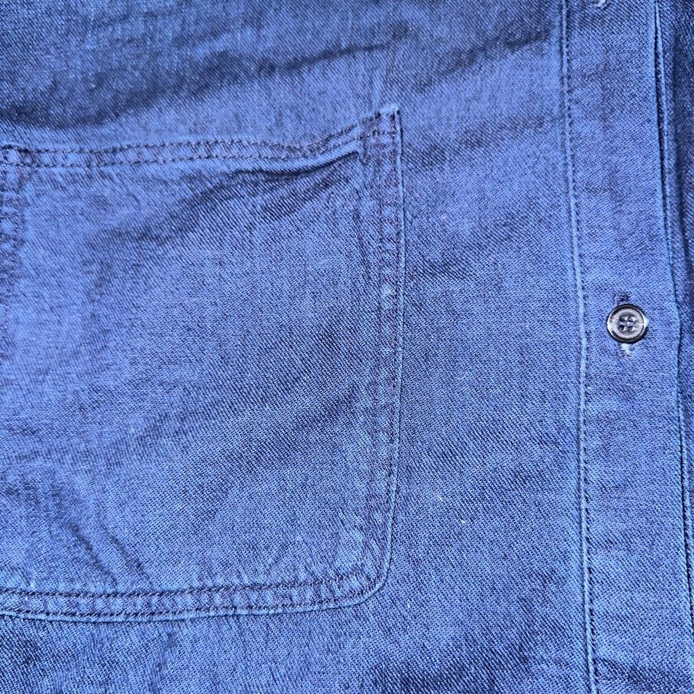 Vince Chambray Button Down Shirt - Picture 3 of 5